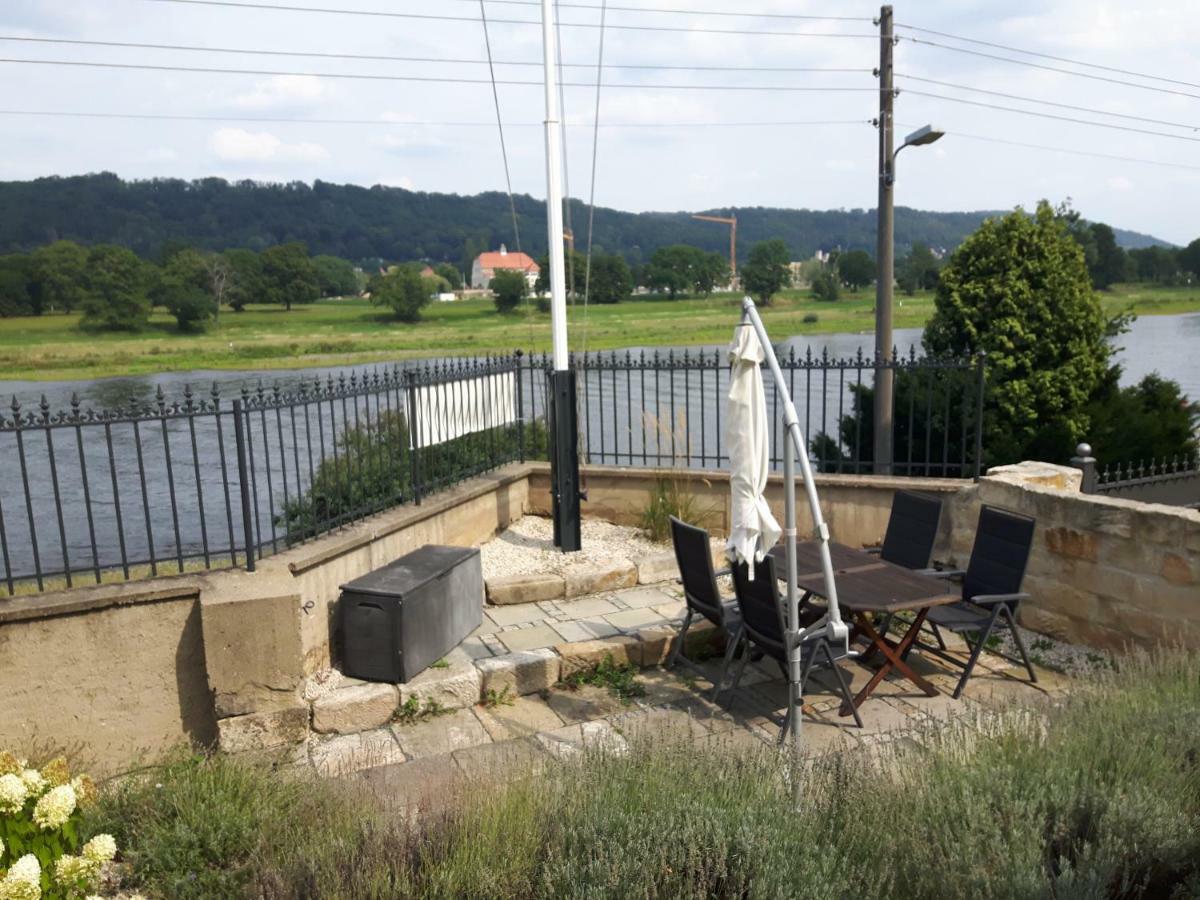 Ferienwohnung An Der Elbe Дрезден Екстер'єр фото