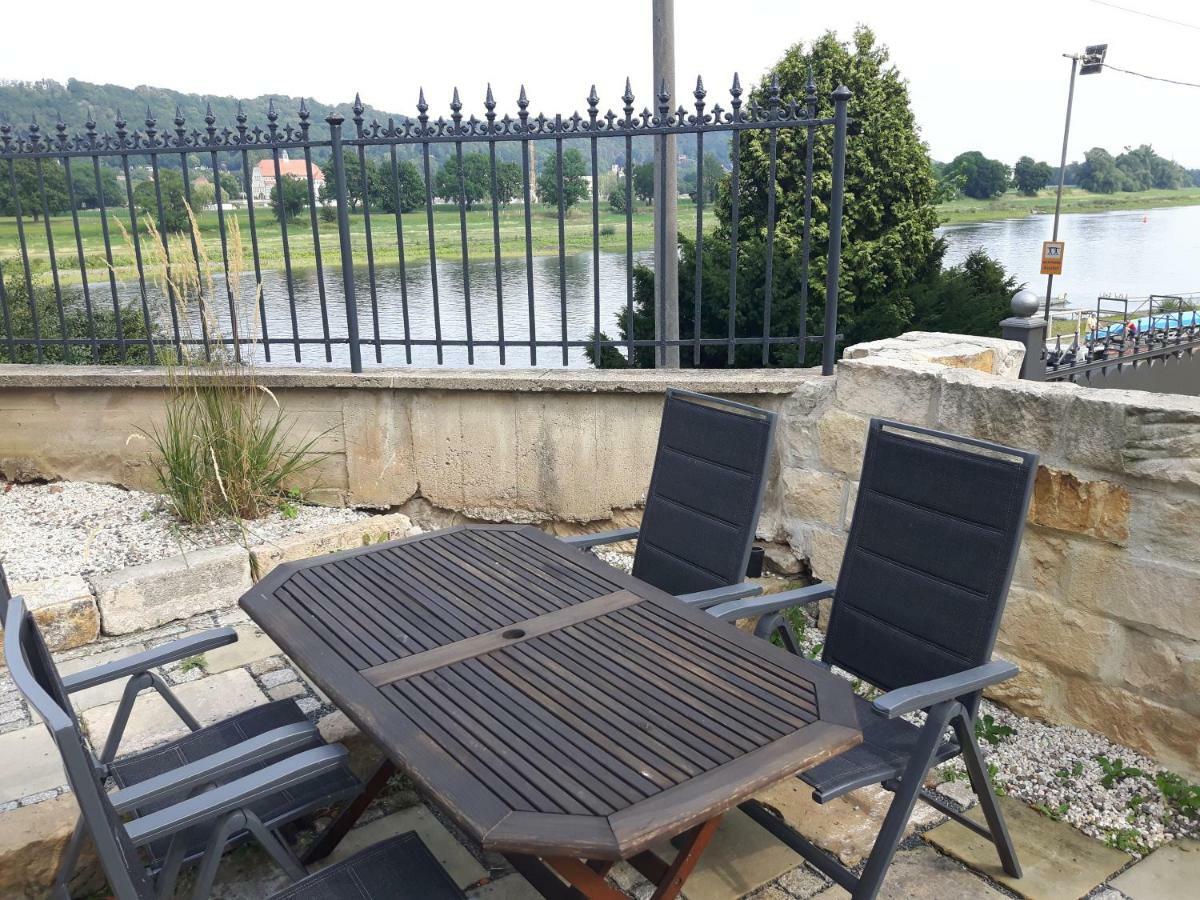 Ferienwohnung An Der Elbe Дрезден Екстер'єр фото